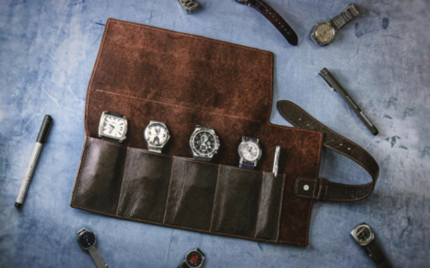 Read more about the article Why Pre-Owned Luxury Watches Are a  Smart Investment